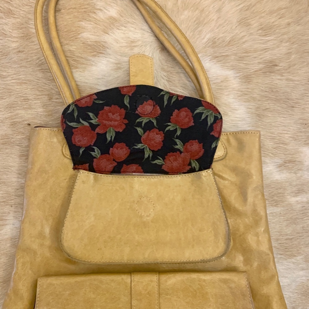 Sabina New York Beige Gold Tone Leather Shoulder Handbag Floral Lining - Picture 4 of 10